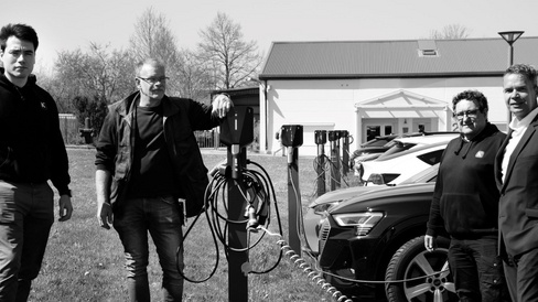 Kappa energy taskforce presents the new charging stations. 