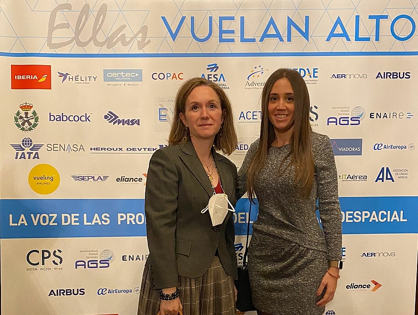 Ellas Vuelan Alto 2021: Virginia Navarro Hornillos (Kappa Spain) and Laura Vilchez, members of women's association for the aerospace sector.